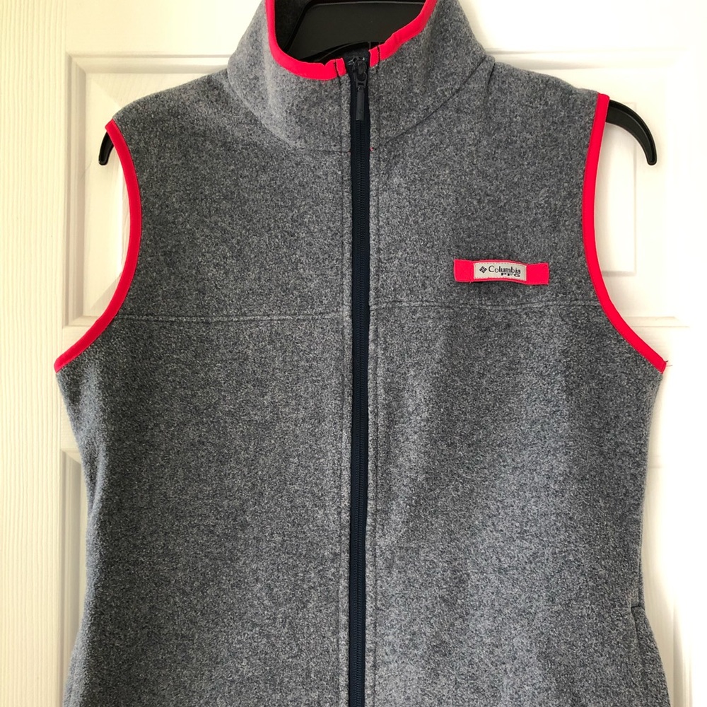 🚨SALE- send an offer!! Columbia vest
